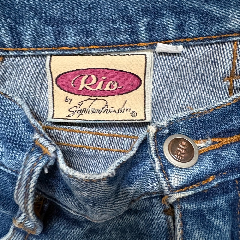 Vintage Rio by Stephen Mardon Highwaisted Blue Tapered Jeans - Picture 2 of 9